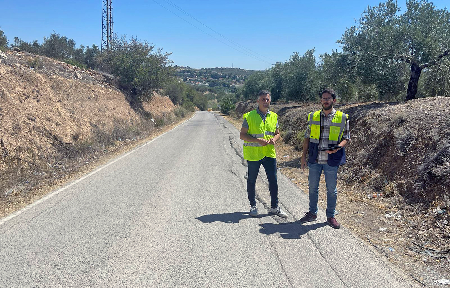 Una veintena de empresas optan a ejecutar la mejora del acceso al polideportivo Olivo Arena a través del camino del Batán