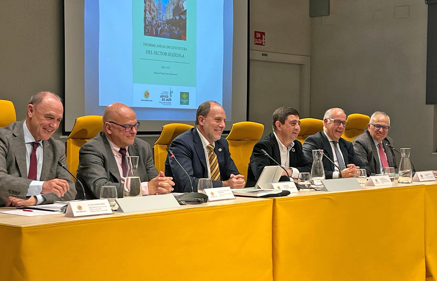 La Cátedra Caja Rural de Jaén José Luis García-Lomas de la UJA presenta el Informe Anual de Coyuntura del Sector Oleícola 2023