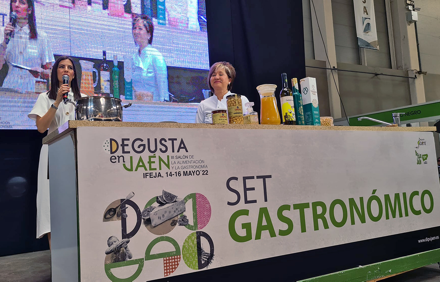 La excelencia de los productos agroalimentarios jienenses se exhibe hasta mañana lunes en el III Salón Degusta en Jaén en IFEJA