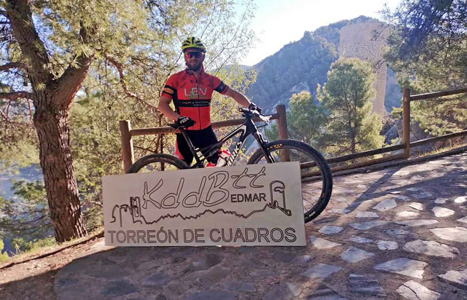 Unos 300 ciclistas participan este sábado en la X KDD de Bici de Montaña Torreón de Cuadros que organiza el Ayuntamiento de Bedmar