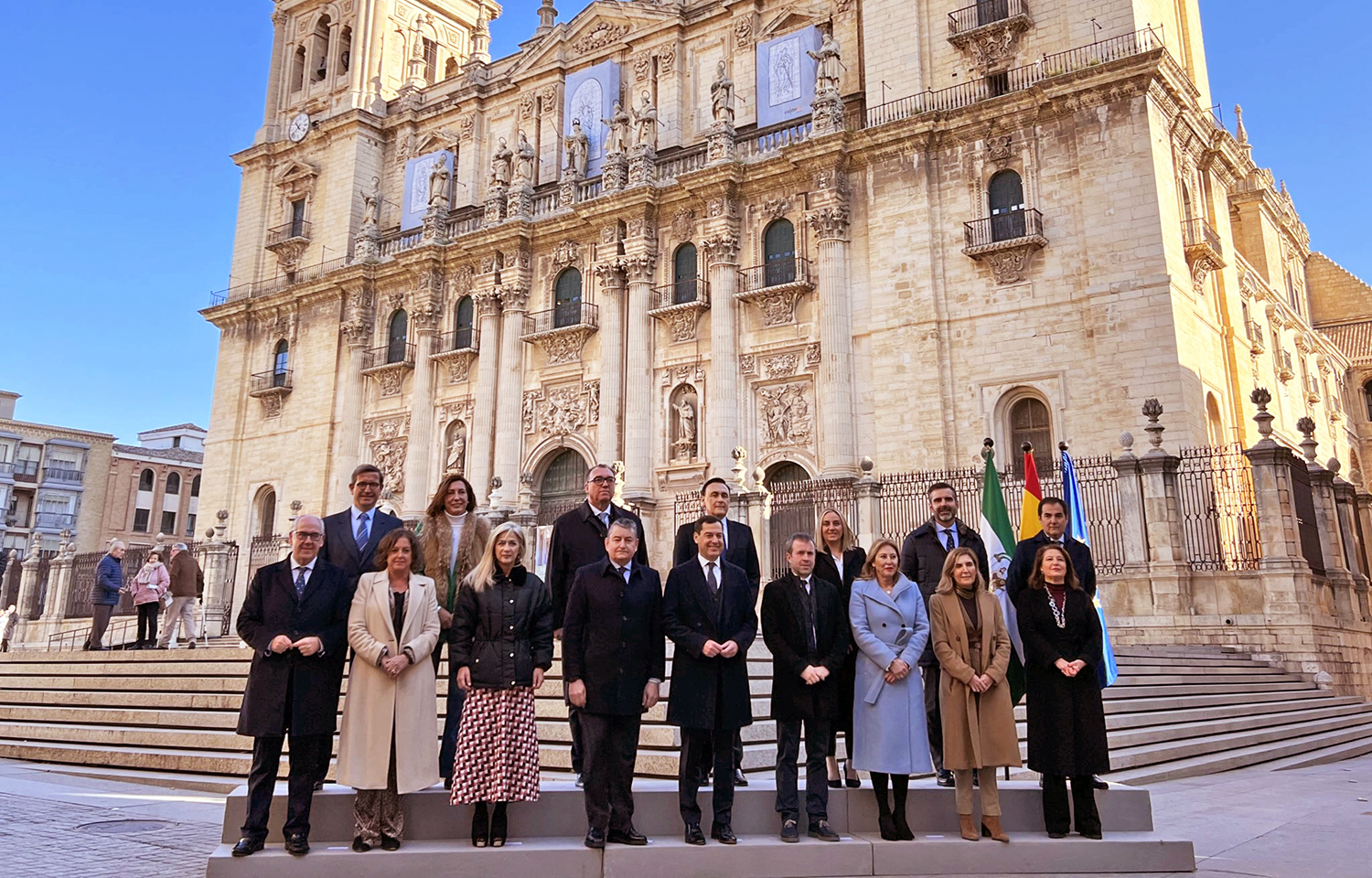 Juanma Moreno destaca que la Junta ha destinado a la provincia de Jaén un total de 2.627 millones € desde el año 2019